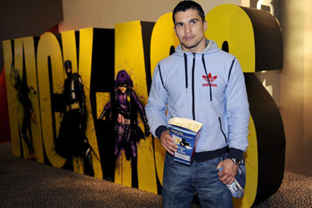 boksač Stjepan Božić na premijeri filma Kick Ass (foto:Damir Krajač/Cropix)