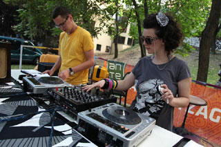 Dj-i u parku Ribnjak (Foto: Saša Zinaja /Medijska mreža)