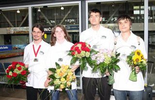informatičari s medaljama (Foto: Siniša Kosić /Medijska mreža)