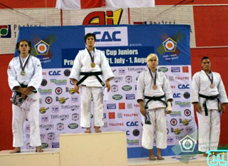 Ivana Maranić sa srebrnom medaljom (Foto: Zagrebački judo savez)