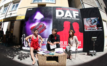 Siniša labrović i organizatori Zagrebi! Festivala (Foto: Siniša Kosić /Medijska mreža)