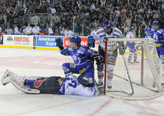 Medveščak - VSV Villach (Foto: Damir Krajac /CROPIX) Medveščak - VSV Villach (Foto: Damir Krajac /CROPIX)