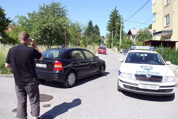 na mjestu zločina (Foto: Saša Zinaja /Medijska mreža)