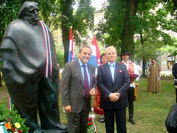 otkriven spomenik Krleži i Budimpešti (Foto: www.zagreb.hr)