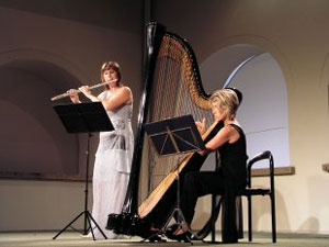 Tamara Coha Mandić (flauta) i Dijana Grubišić Ćiković (harfa)