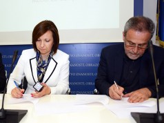 Osnovna škola Izidora Kršnjavog bit će prva zagrebačka e-Škola osnovna škola izidora kršnjavog prva zagrebačka e-škola