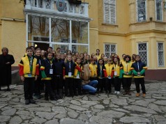 Klinci s Ribnjaka u prištinskom Narodnom kazalištu Klinci s Ribnjaka
