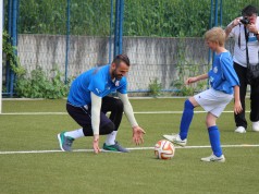 Pjaca, Ćorić i Eduardo trenirali s djecom iz SOS Dječjeg sela Lekenik Pjaca, Ćorić i Eduardo s klincima SOS Dječjeg sela Lekenik6