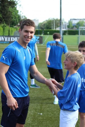 Pjaca, Ćorić i Eduardo s klincima SOS Dječjeg sela Lekenik6
