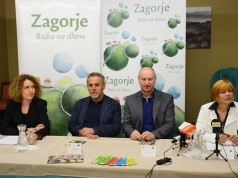 Iz Zagreba u Zabok na 7. Štruklijadu Iz Zagreba za Zabok na 7. Štruklijadu