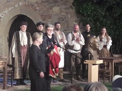 Glumačka družina Histrion je svečano otkrila bistu Arsena Dedića