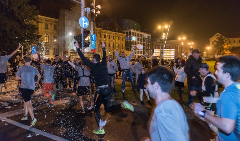 6. Zagrebački noćni cener