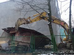 Grad Zagreb je srušio binu na terasi Jabuke