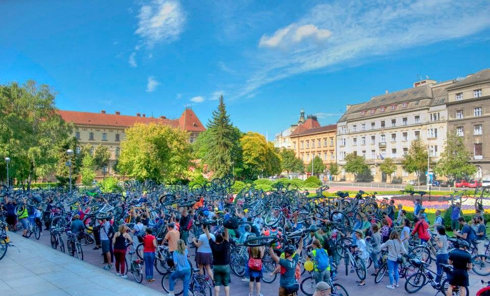 Kritična masa (Tomislav Imprić)
