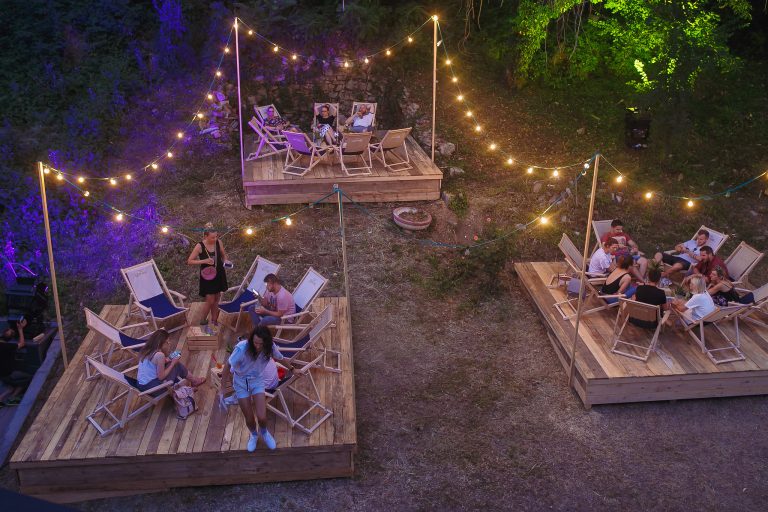 Hit ljetna oaza – Corona Sunsets Session