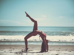Ljetni program – joga u svakodnevnom životu u parkovima i na plažama hrvatske