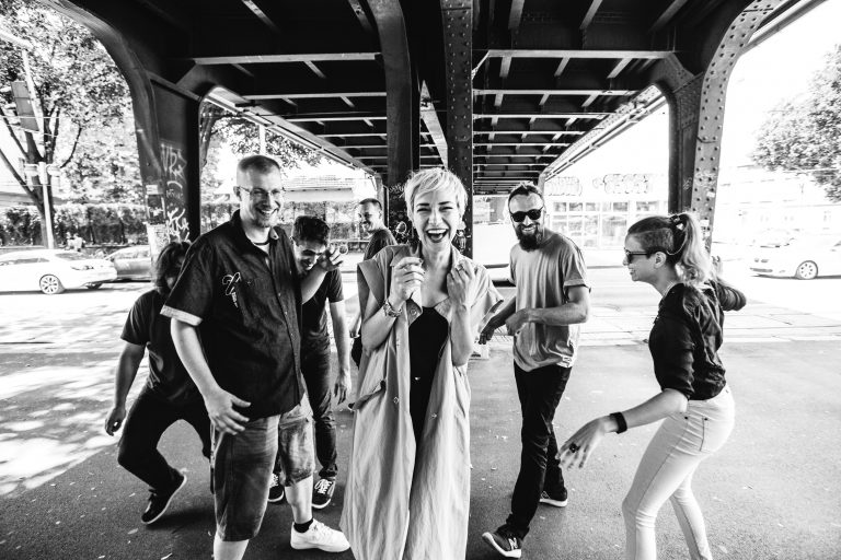 Elemental priprema intiman koncert i druženje s fanovima na Akustici u Rockmarku