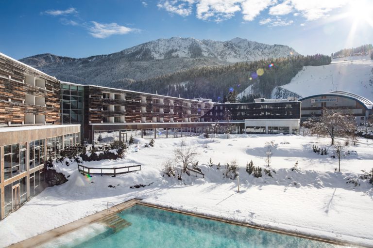 Doživite čarobnu zimu i skijaške avanture u Falkensteiner hotelima
