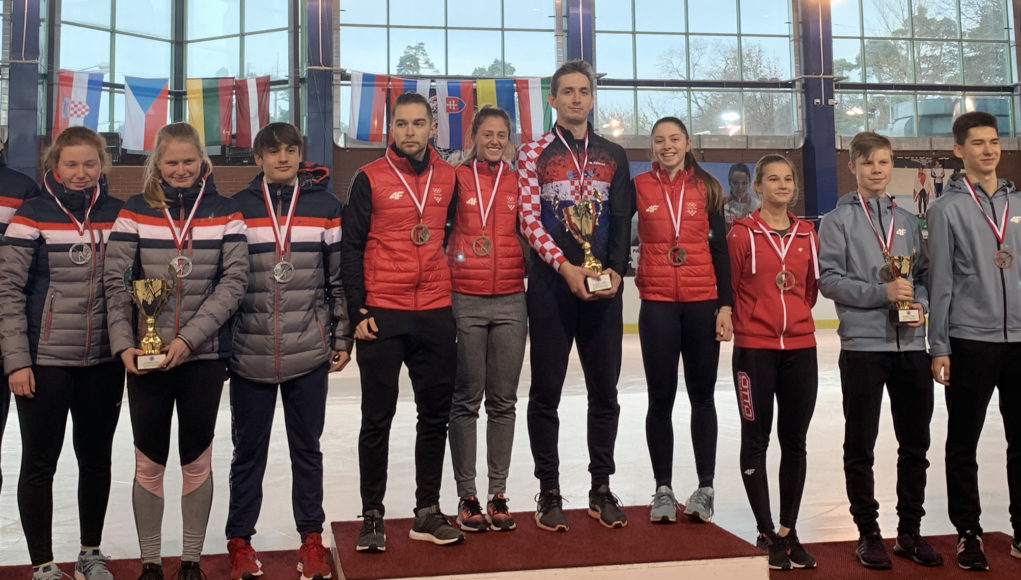 hrvatska žensko-muška štafeta - zlatna medalja