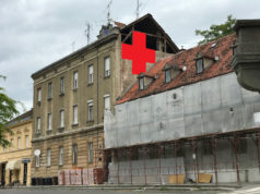 Projekt Ilica: Q’Art – postavljanje crvenih križeva na ilici