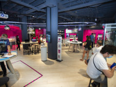 Hrvatski Telekom otvorio novi multimedijalni T-Centar na zagrebačkom Iblerovom trgu