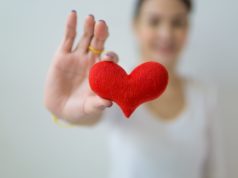 Oktal Pharma donirala sredstva Klinici za dermatovenerologiju KBC-a Zagreb