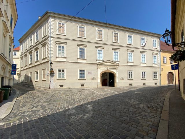 Hrvatski prirodoslovni muzej Hrvatski prirodoslovni muzej
