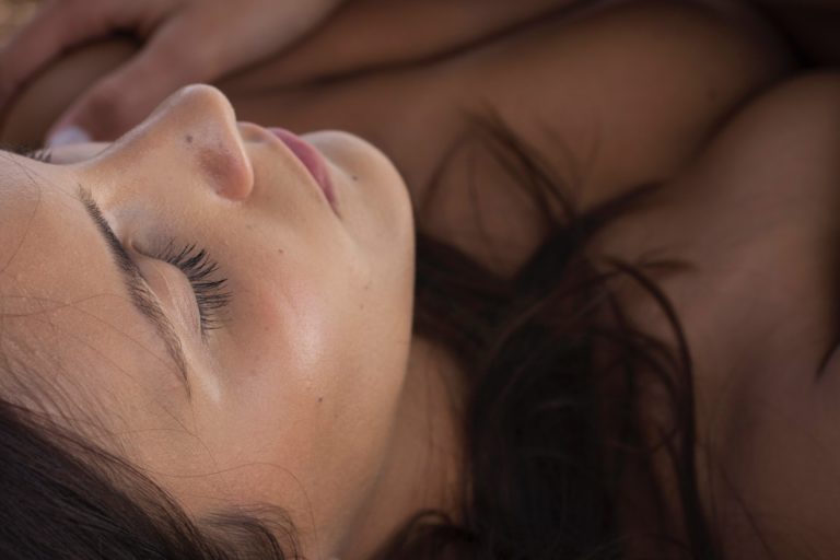 Što je rosacea i kako joj pristupiti skincare rutinom
