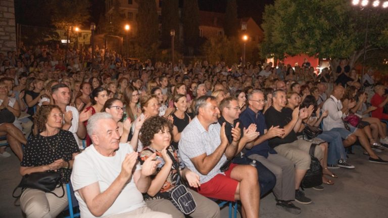 Sinoć je završen Good Fest Drniš: kazališni spektakl oduševio mnogobrojne posjetitelje
