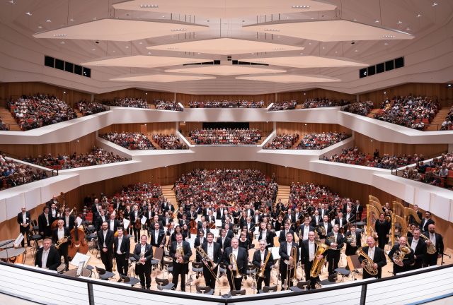 Dresdner_Philharmonie_2019_Farbe2_©BjoernKadenbach