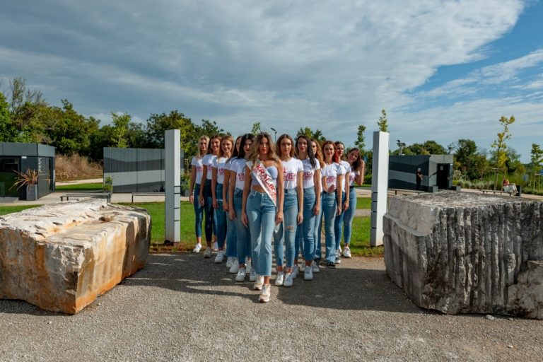 U Rovinju, višegodišnjem šampionu turizma, okrunit će se nova Kraljica Hrvatske