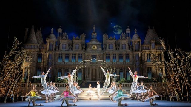 Artists of The Royal Ballet in Cinderella, The Royal Ballet C2023 Tristram Kenton_ext (1)