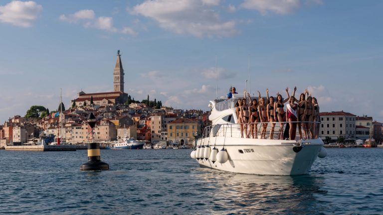 Samo jedna ponijet će krunu Kraljice Hrvatske za Kraljicu Svijeta
