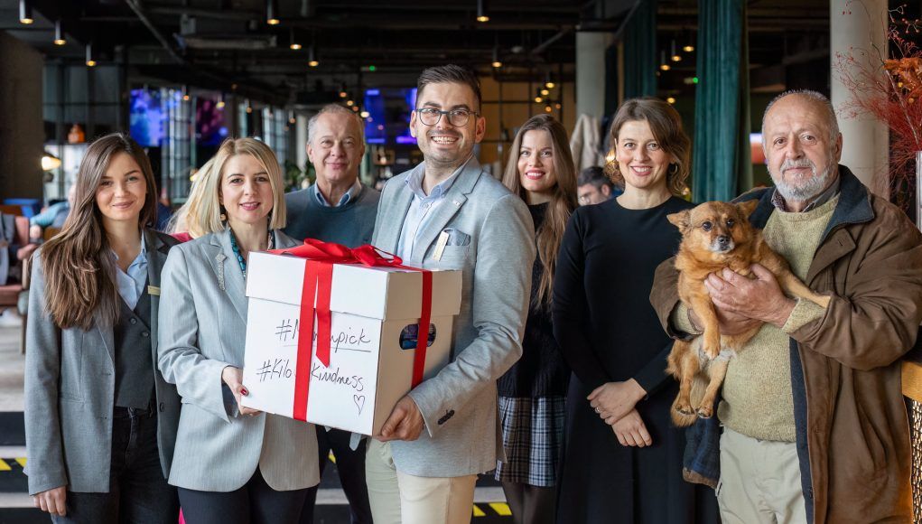 _Predstavnici hotela_Kristina Vidulin Tićak_i_Leonardo Buzov Vulas_s_influencerima_i_predstavnicima_udruge_„DOBRO DOBRIM DoDo_foto_ Subota_EXE produkcija (1)