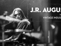 J.R. August slavi 10. godina karijere J.R. August
