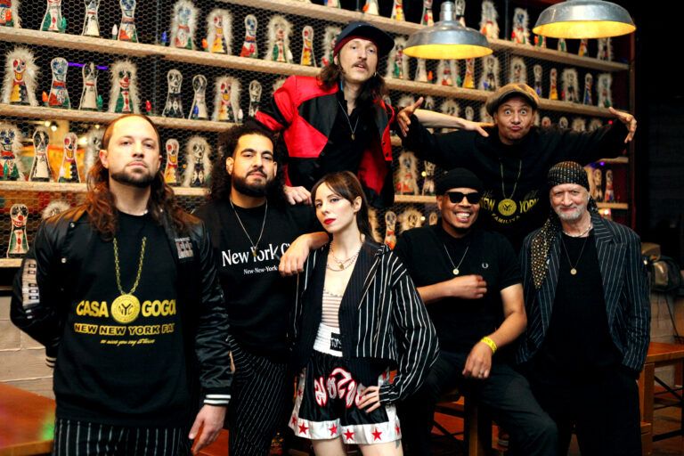 Gogol Bordello objavili novi singl usuret nastupu u Zagrebu