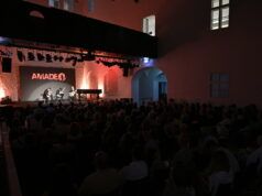 Nakon uspješnog srpanjskog dijela programa, 27. sezona Scene Amadeo vraća se u Hrvatski prirodoslovni muzej